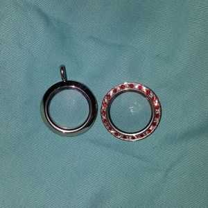 Origami Owl medium living locket